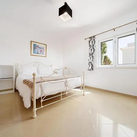 Albardeira 83 By Destination Algarve Villa *