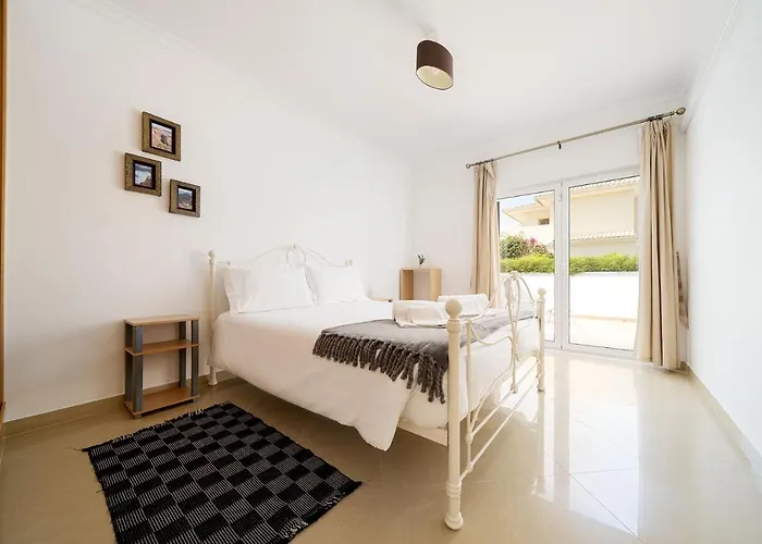 Albardeira 83 By Destination Algarve Villa *